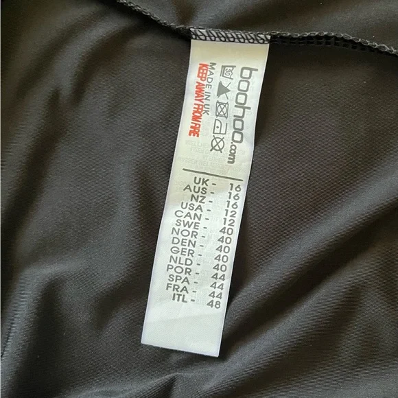 Boohoo Black Long-Sleeve Cutout Wrap Midi Dress - Picture 6 of 11